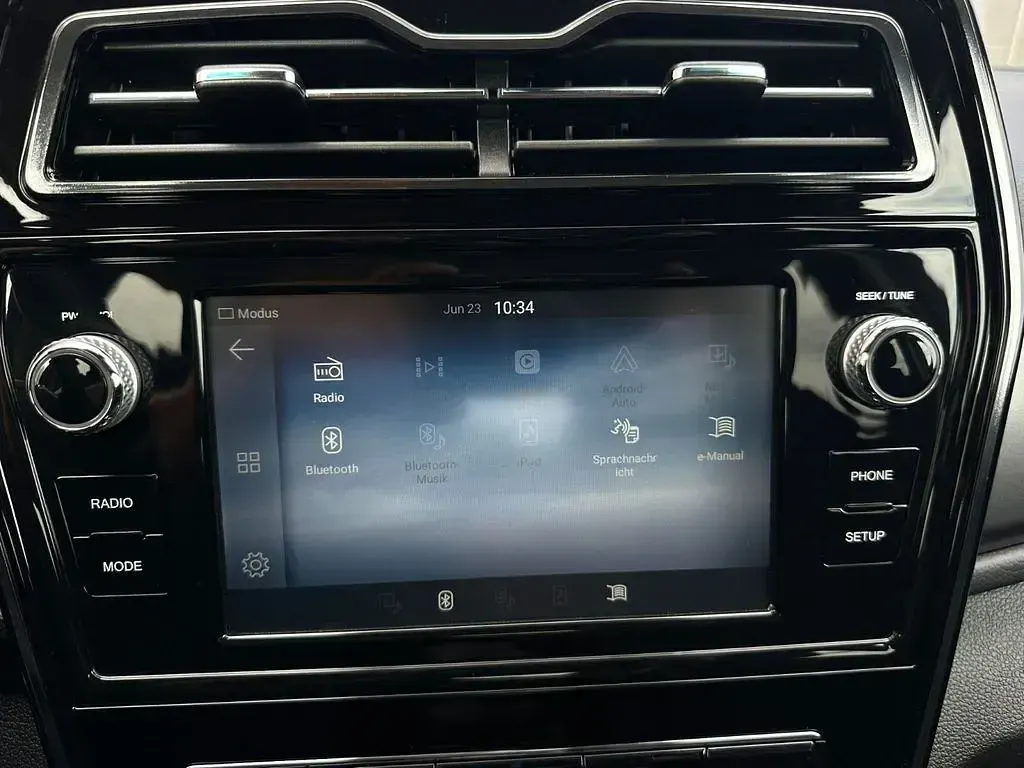 Gebraucht SsangYong Tivoli 163 PS (119 kW) 2021 Grau SUV