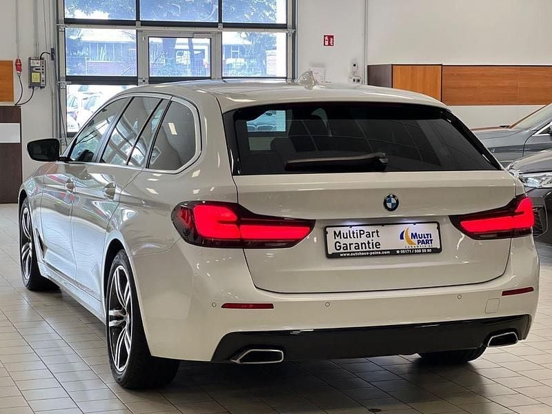 Gebraucht BMW 520 Performance 190 PS (139 kW) 2022 Weiß Limousine