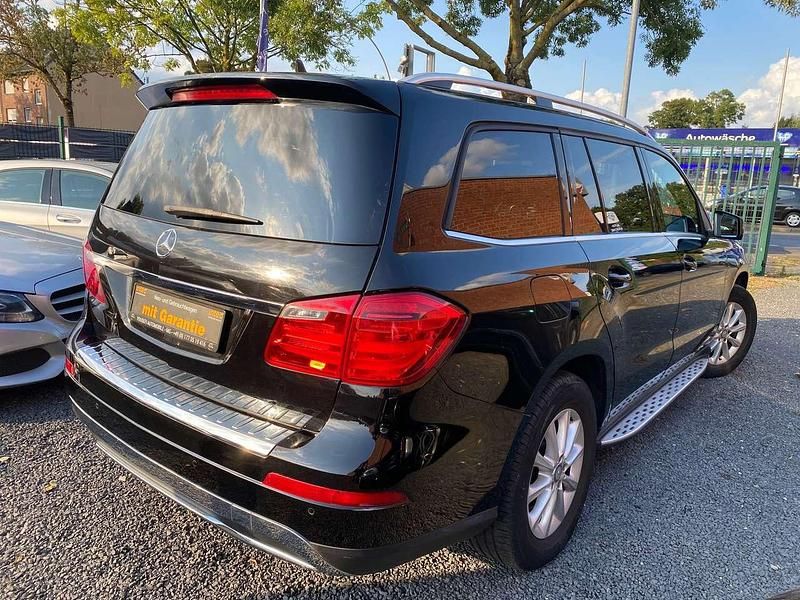 Gebraucht Mercedes GL350 258 PS (189 kW) 2014 Schwarz SUV