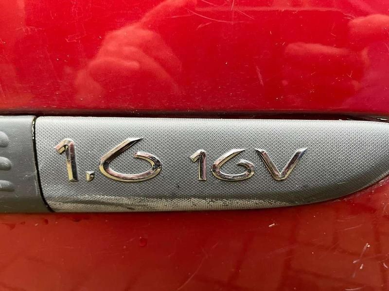 Gebraucht Renault Modus Initiale 111 PS (81 kW) 2005 Van / Kleinbus