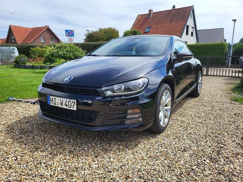Schwarz Gebraucht 2015 VW Scirocco CLUB Coupé | 10.200 € (Fairer Preis) - Bild 1/4