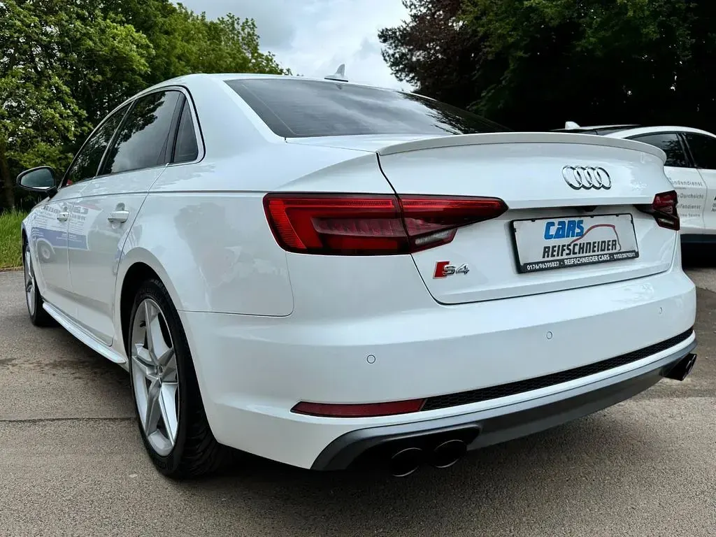 Gebraucht Audi S4 Sport 354 PS (260 kW) 2019 Weiß Limousine
