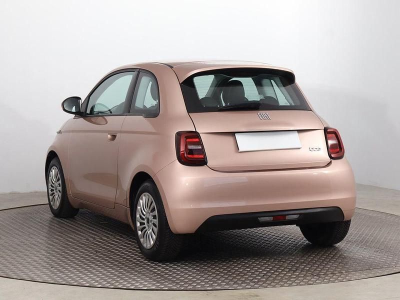 Gebraucht Fiat 500e 69 kW (95 PS) 2022 Violett