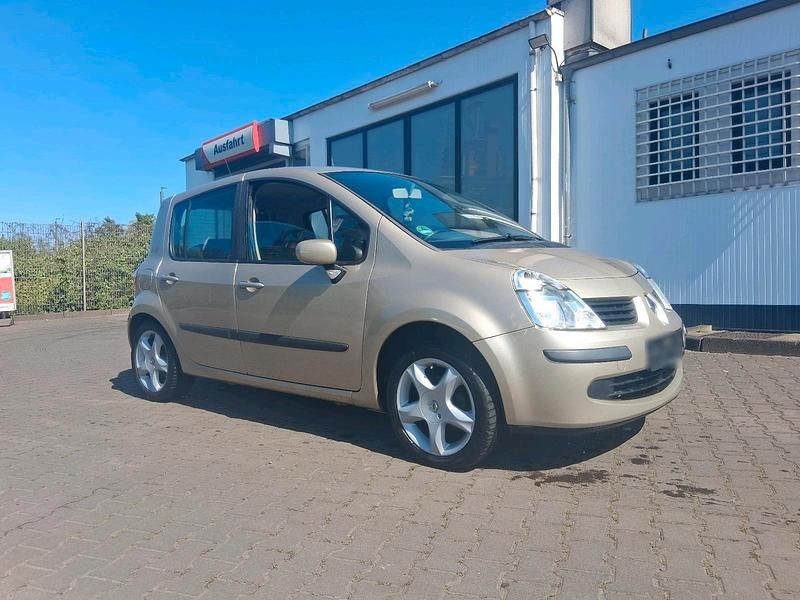 Brugt Renault Modus 110 HK (80 kW) 2007 Guld MPV