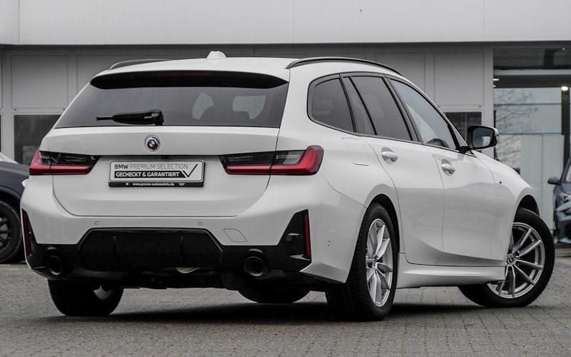 Gebraucht BMW 320 Shadowline 190 PS (139 kW) 2023 Weiß Kombi
