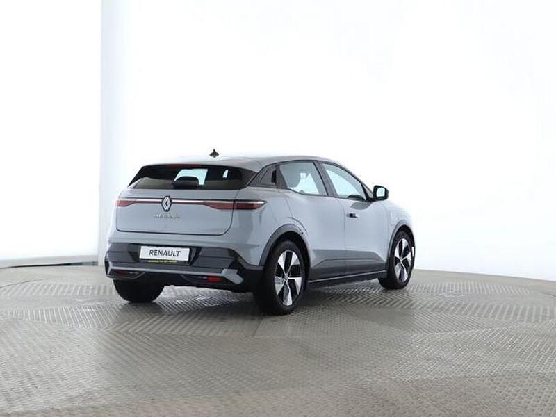 Gebraucht Renault Megane E-Tech Evolution 160 kW (218 PS) 2022 Grau Limousine