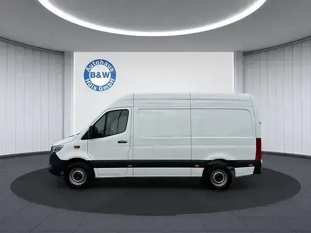 Gebraucht Mercedes Sprinter 170 PS (125 kW) 2024 Weiß Van