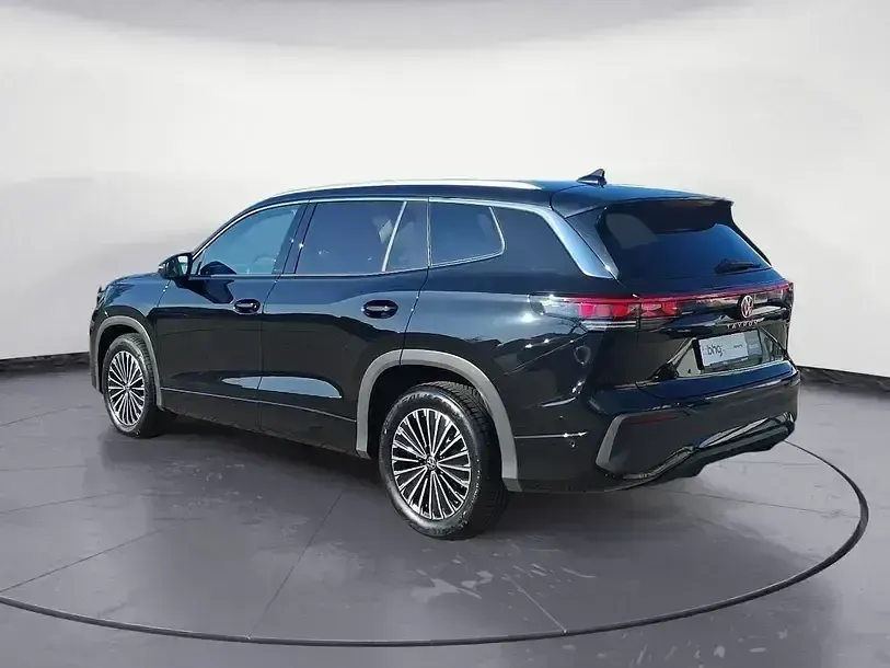 Używany VW Tayron S 150 KM (110 kW) 2025 Czarny SUV
