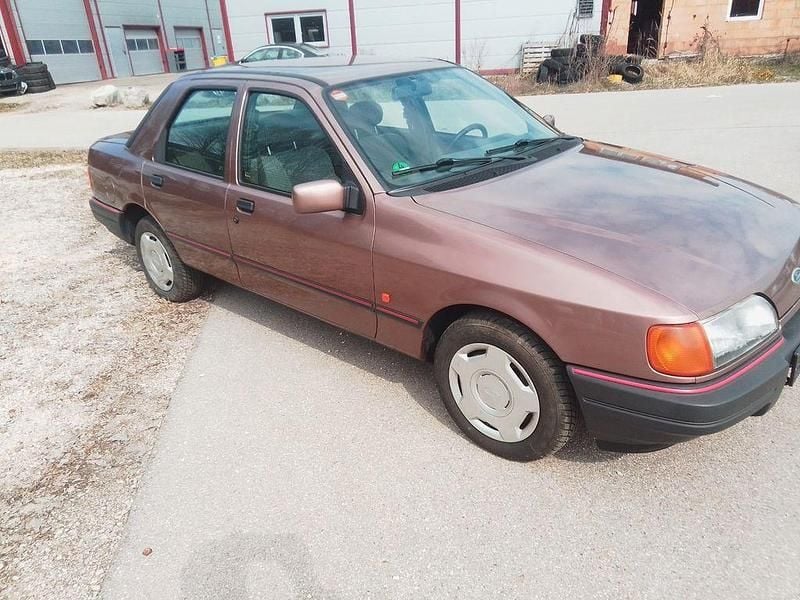 Gebraucht Ford Sierra 101 PS (74 kW) 1989 Beige Limousine
