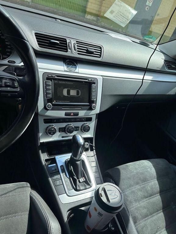 Gebraucht VW Passat 299 PS (219 kW) 2012 Schwarz Limousine