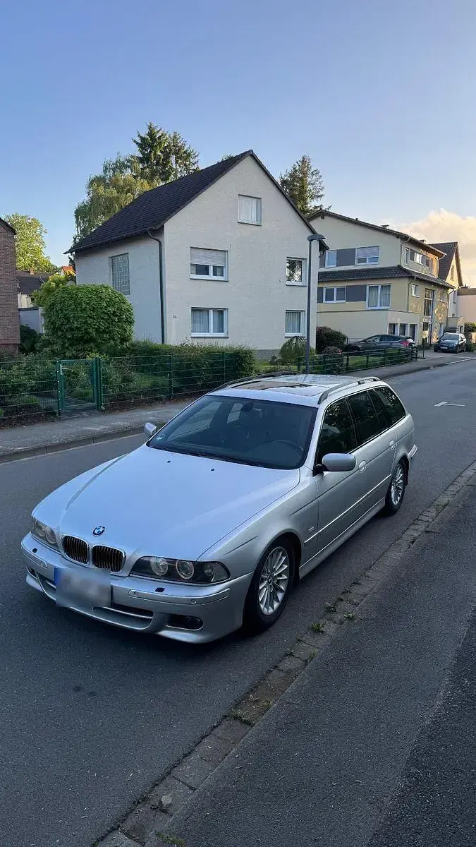 Brugt BMW 530 Shadowline 231 HK (169 kW) 2002 Sølv Stationcar