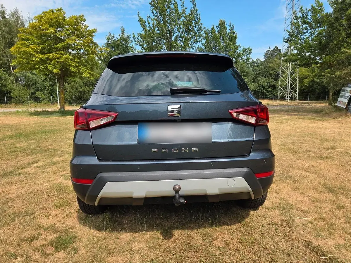 Gebraucht Seat Arona XCELLENCE 116 PS (85 kW) 2019 Grau SUV