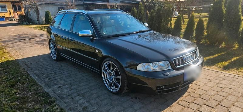 Second-hand Audi RS4 Competition 450 CP (330 kW) 2001 Negru Break