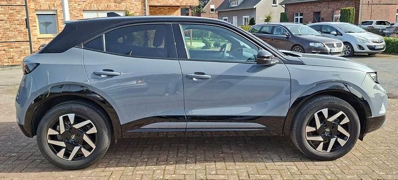 Gebraucht Opel Mokka 136 PS (100 kW) 2025 Grau SUV