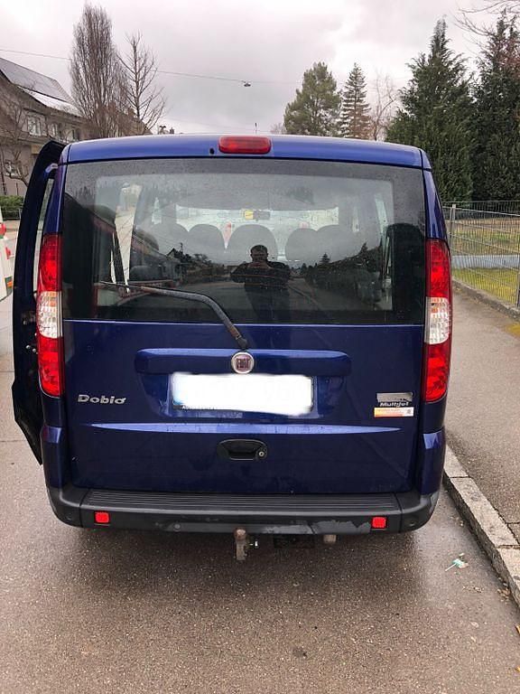 Gebraucht Fiat Doblò 120 PS (88 kW) 2008 Blau Van / Kleinbus