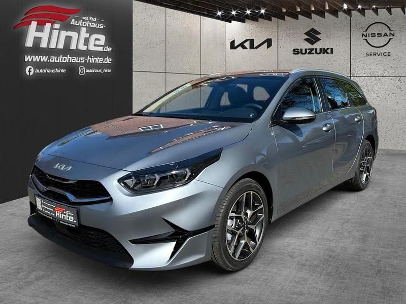 Css) lunar silver m (silber Neu 2025 Kia Ceed Sportswagon Spirit Kombi | 28.975 € (Fairer Preis) - Bild 1/3