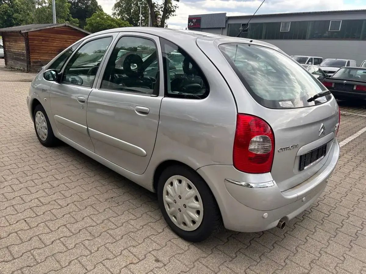 Gebraucht Citroën Xsara Exclusive 136 PS (100 kW) 2005 Silber Van / Kleinbus