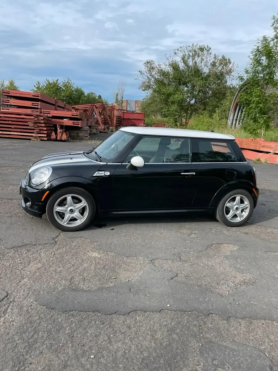 Gebraucht Mini Cooper 120 PS (88 kW) 2009 Schwarz Kleinwagen