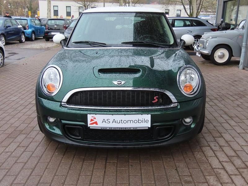 Gebraucht Mini Cooper S 184 PS (135 kW) 2010 British racing green ii metall Kleinwagen