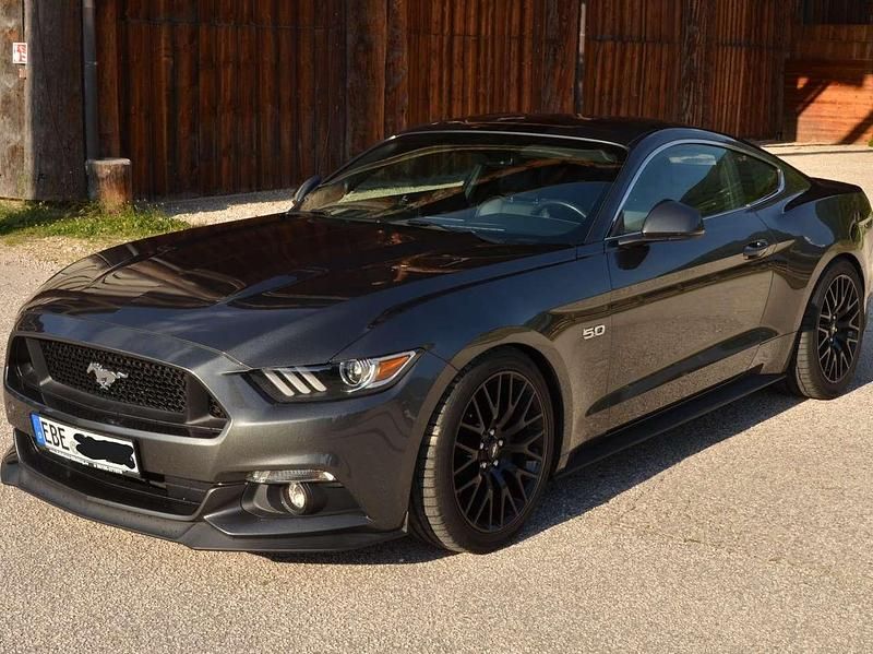Gebraucht Ford Mustang GT Fastback 421 PS (309 kW) 2016 Grau Coupé