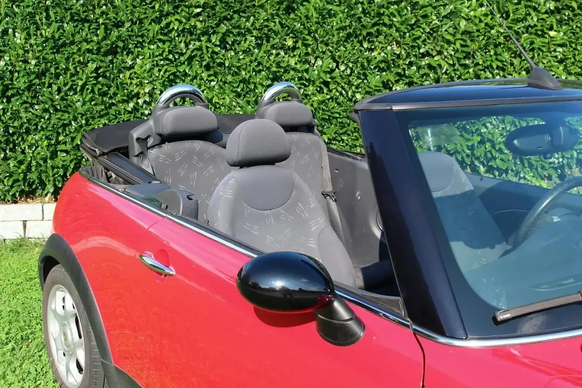 Gebraucht Mini One Cabriolet 90 PS (66 kW) 2007 Rot Cabrio