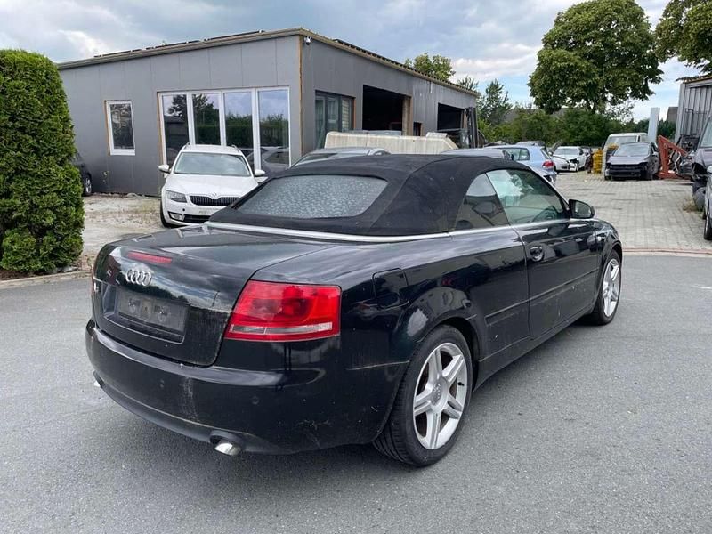 Gebraucht Audi A4 Cabriolet Sport 140 PS (102 kW) 2006 Schwarz Cabrio