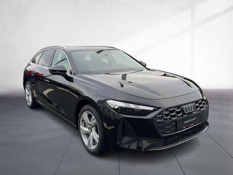 Neu Audi A5 Sport 204 PS (150 kW) 2025 Mythosschwarz metallic Kombi