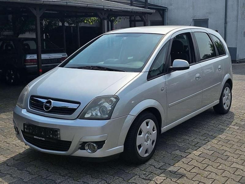 Starsilber iii m2 Gebraucht 2010 Opel Meriva Innovation Van / Kleinbus | 3.990 € (Guter Preis) - Bild 1/4