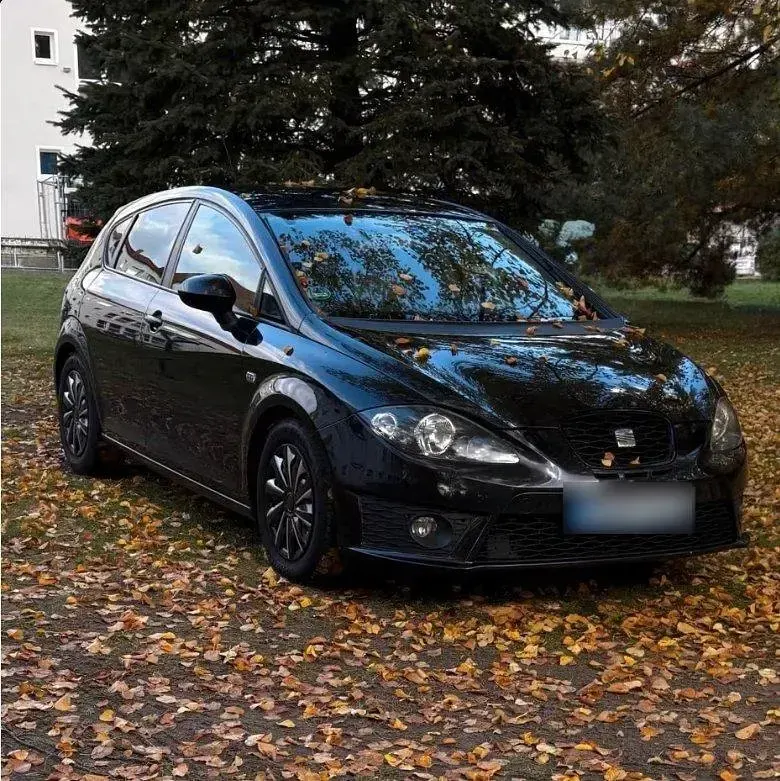 Usata Seat Leon 125 CV (91 kW) 2009 Nero Utilitaria