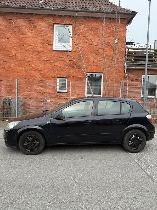 Gebraucht Opel Astra 2004 Schwarz Kleinwagen