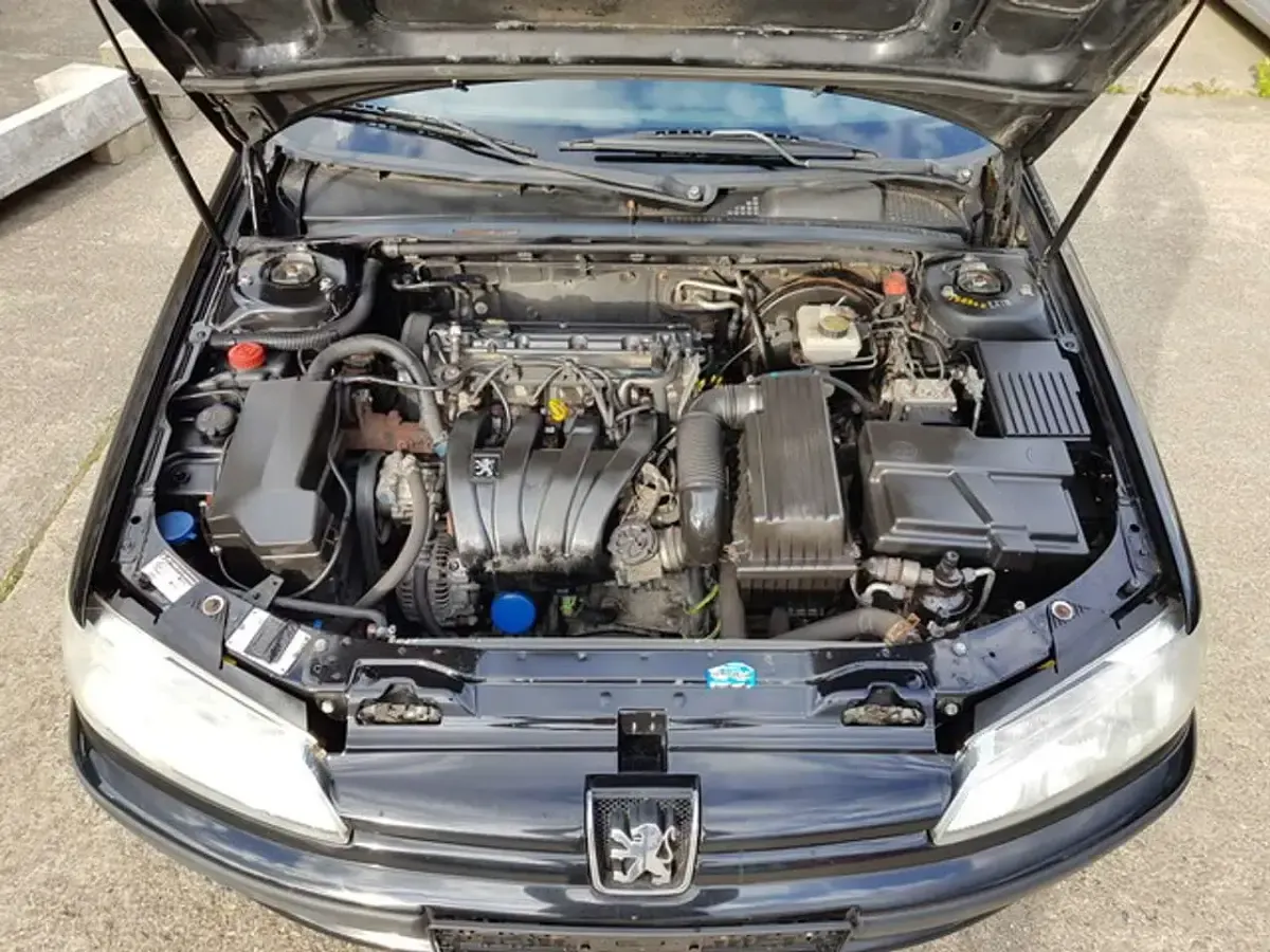 Gebraucht Peugeot 406 Sport 110 PS (80 kW) 1999 Schwarz Kombi