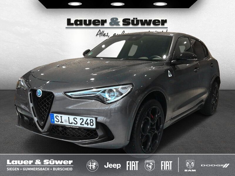 Grau Gebraucht 2023 Alfa Romeo Stelvio Quadrifoglio SUV | 79.800 € - Bild 1/4