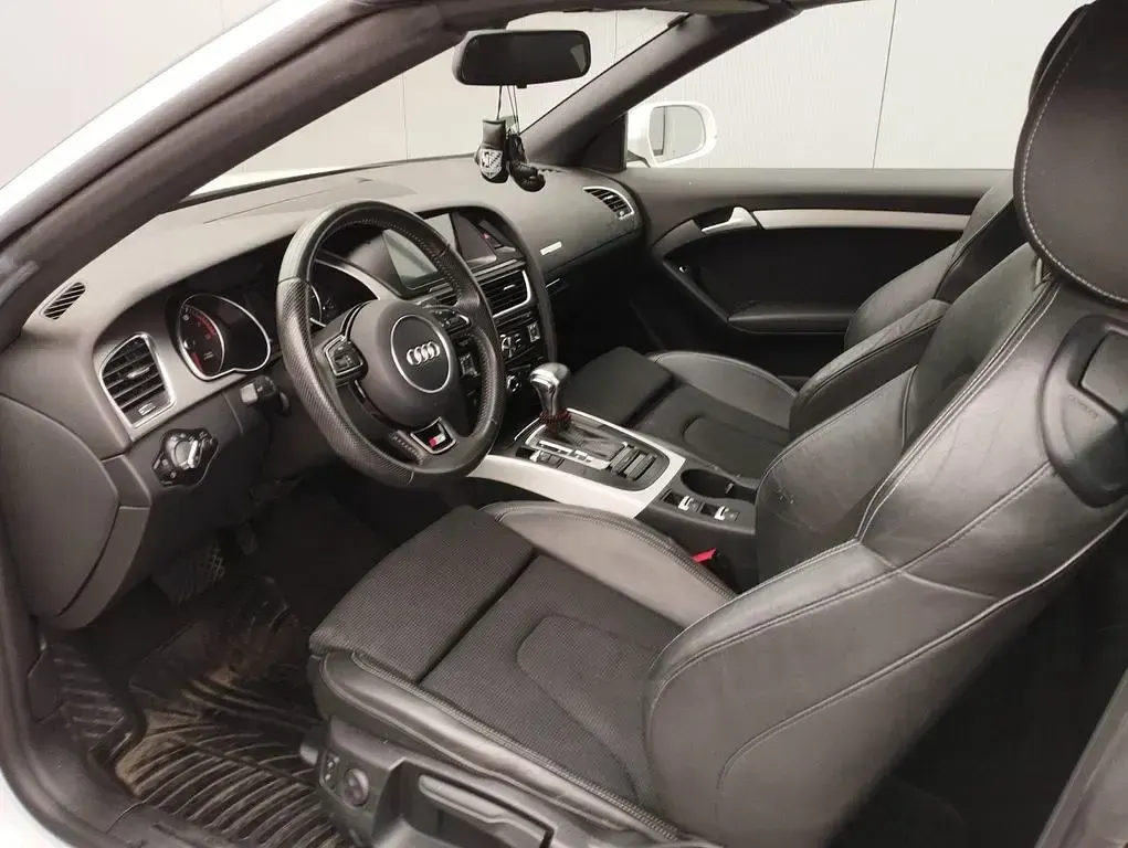 Gebraucht Audi Cabriolet Sport 170 PS (125 kW) 2013 Weiß Cabrio