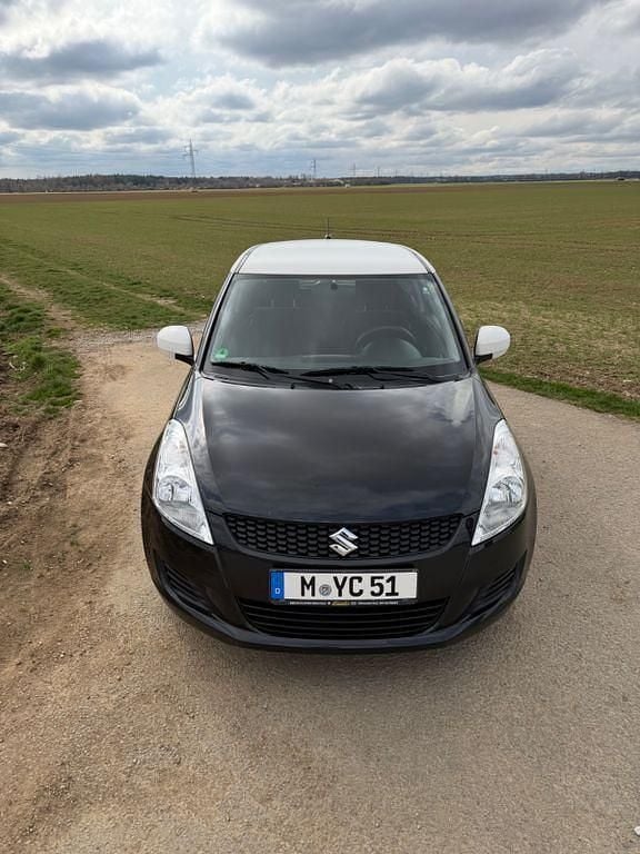 Gebraucht Suzuki Swift 94 PS (69 kW) 2011 Schwarz Kleinwagen