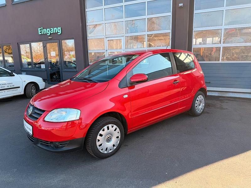 Gebraucht VW Fox Refresh 54 PS (39 kW) 2009 Rot Kleinwagen