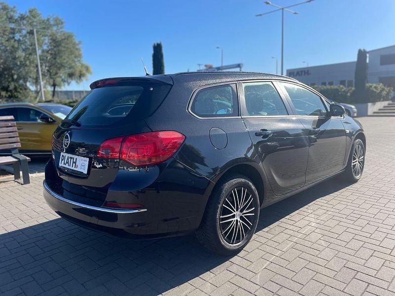Gebraucht Opel Astra Selection 101 PS (74 kW) 2015 Schwarz Kombi
