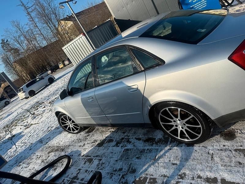 Gebraucht Audi A4 135 PS (99 kW) 2001 Limousine