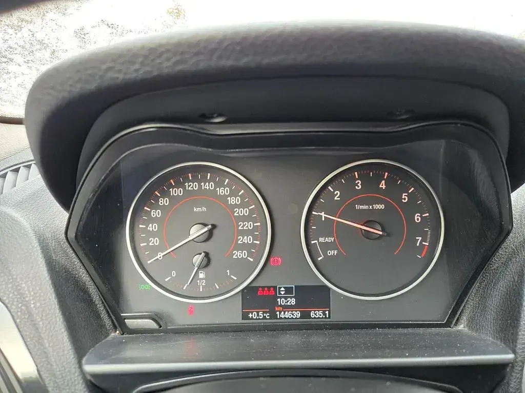 Gebraucht BMW 116 Sport Line 136 PS (100 kW) 2012 Weiß Kleinwagen