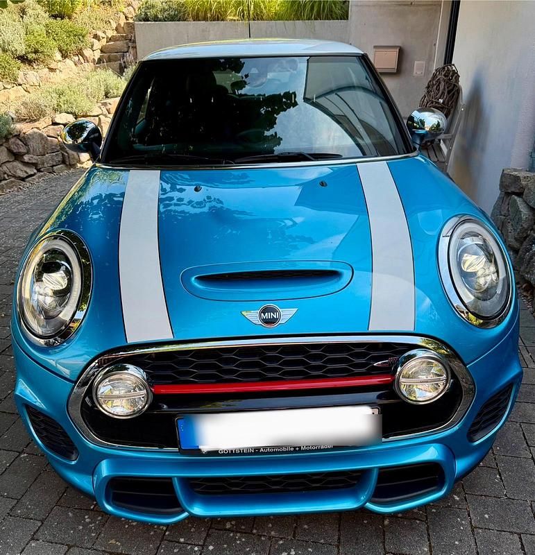 Blau Gebraucht 2018 Mini John Cooper Works Kleinwagen | 22.899 € (Teuer) - Bild 1/4