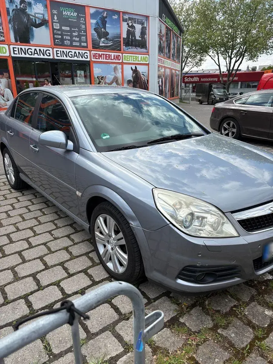 Usata Opel Vectra 155 CV (114 kW) 2005 Argento Berlina