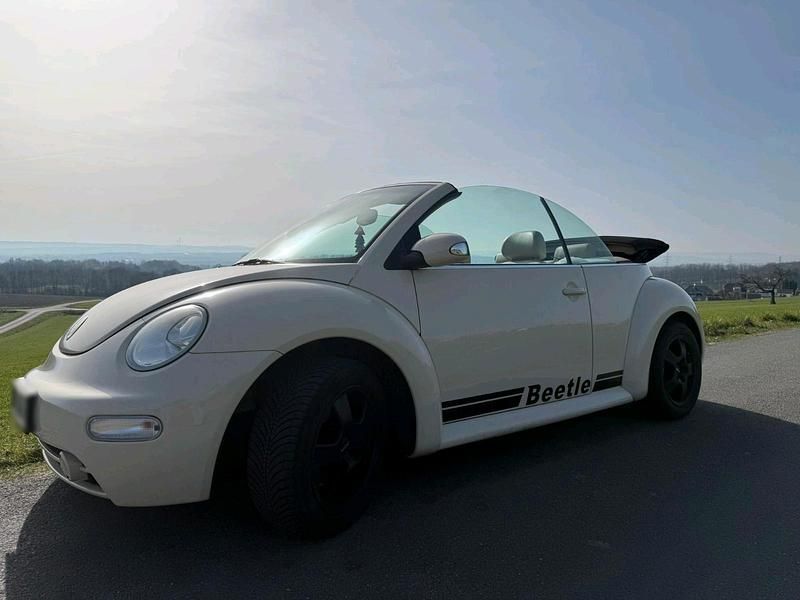 Gebraucht VW New Beetle 115 PS (84 kW) 2003 Beige Kleinwagen