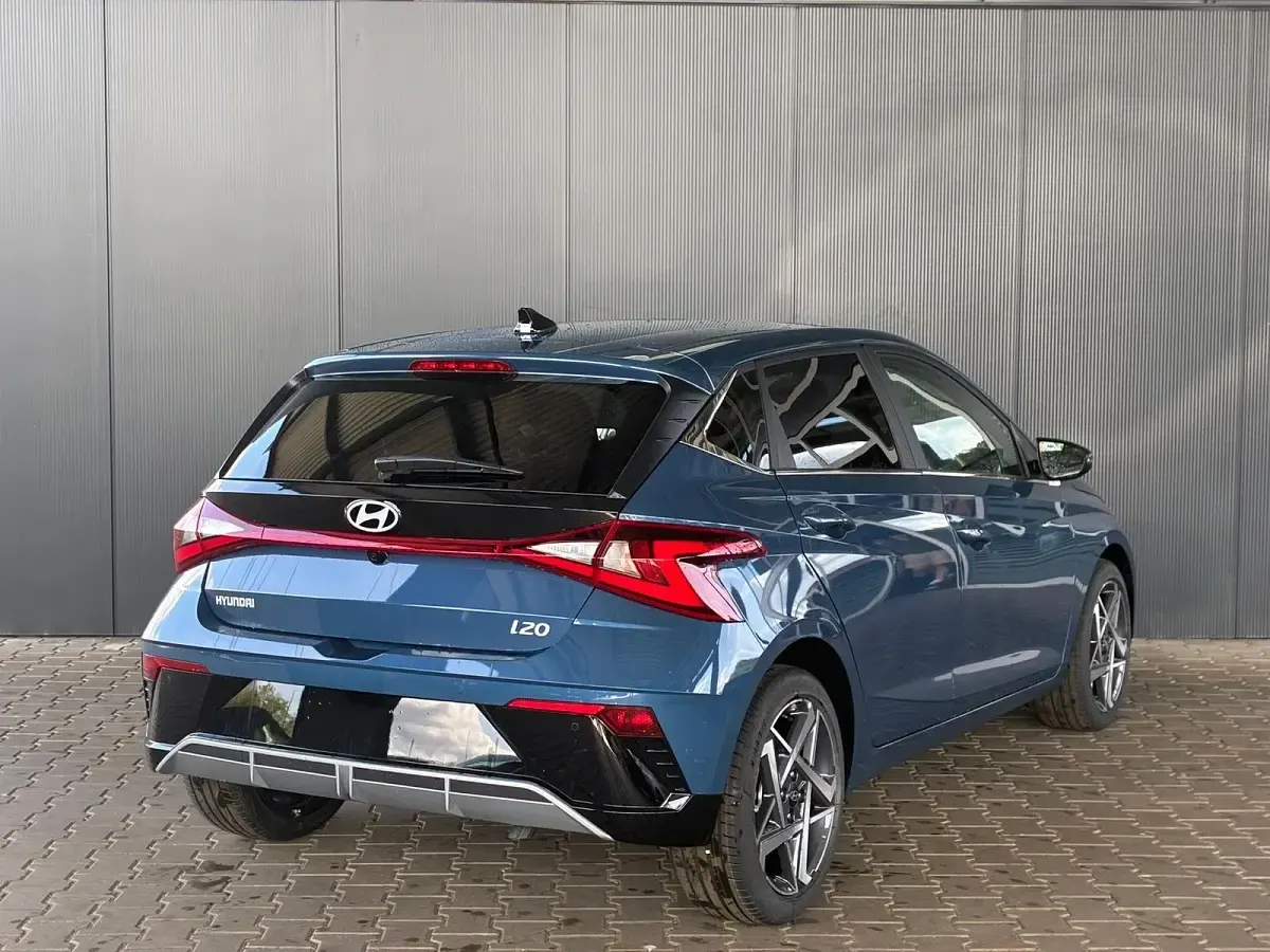 Neu Hyundai i20 90 PS (66 kW) 2026 Blau (vibrant blue) Kleinwagen