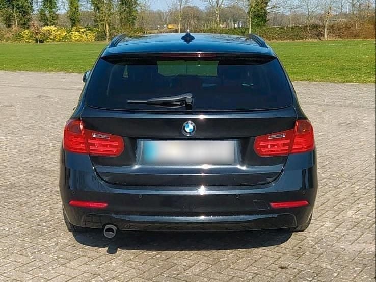 Gebraucht BMW 316 136 PS (100 kW) 2014 Schwarz Kombi