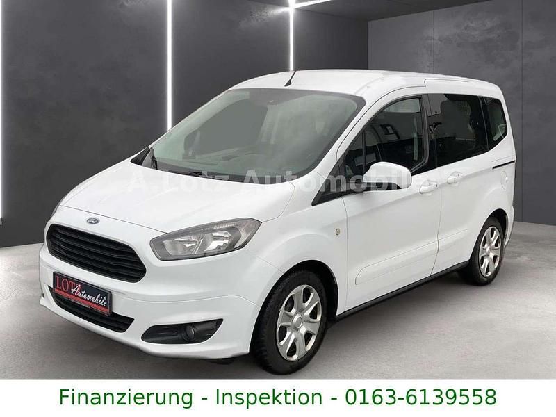 Gebraucht Ford Tourneo Courier Trend 101 PS (74 kW) 2018 Weiß Van / Kleinbus