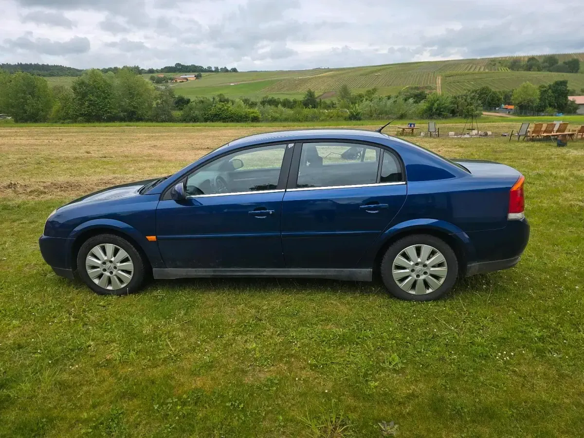 Gebraucht Opel Vectra 147 PS (108 kW) 2003 Blau Limousine