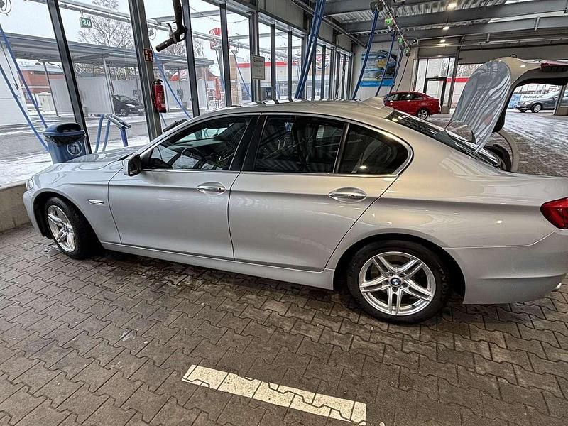 Gebraucht BMW 525 204 PS (150 kW) 2010 Grau Limousine