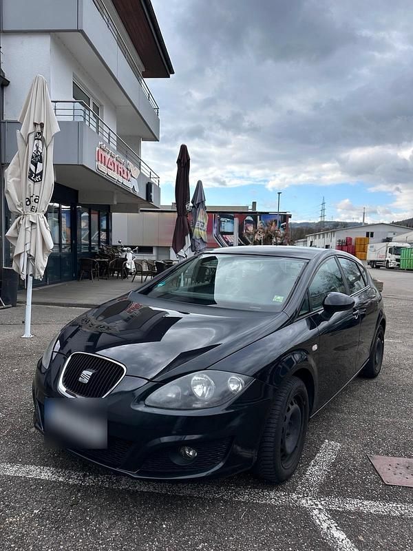 Second-hand Seat Leon 125 CP (91 kW) 2011 Negru Hatchback
