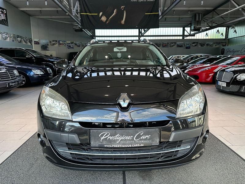 Schwarz Gebraucht 2009 Renault Mégane GrandTour Dynamique Kombi | 3.549 € (Fairer Preis) - Bild 1/4