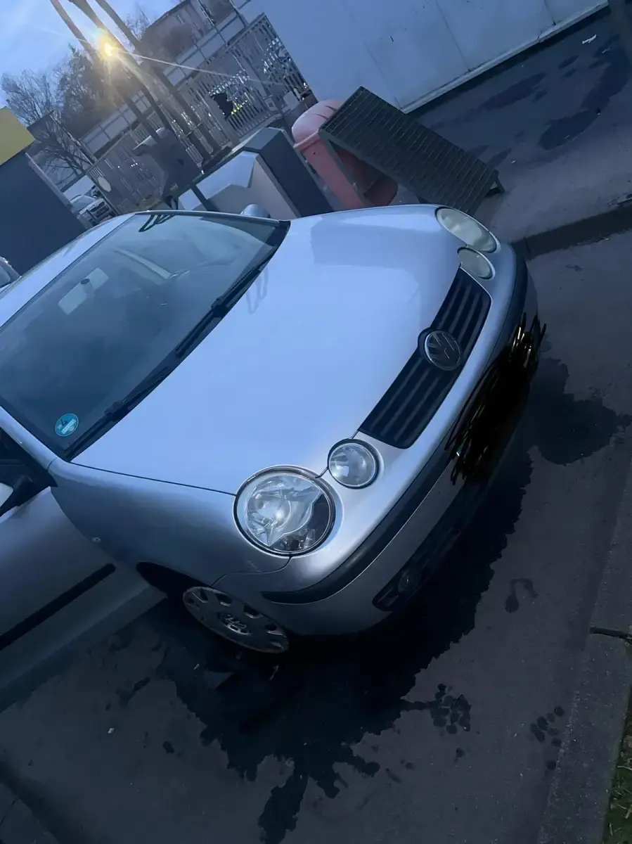 Używany VW Polo 75 KM (55 kW) 2003 Srebrny Hatchback