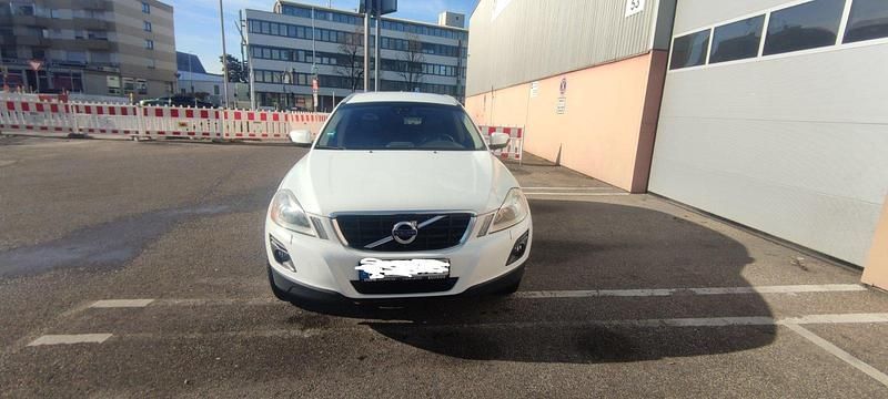 Gebraucht Volvo XC60 175 PS (128 kW) 2010 Weiß SUV